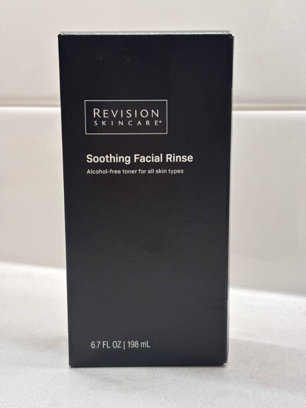 Revision Skincare Soothing Facial Rinse 198 ml